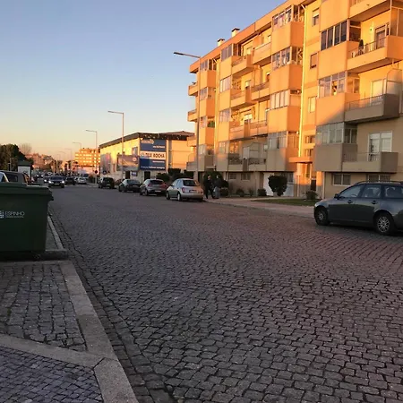 Apartment De *
