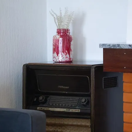 Apartment De *