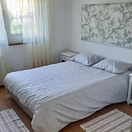 Apartment De *