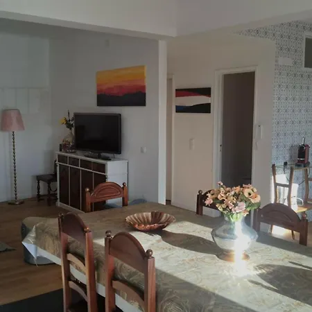 De Apartment *
